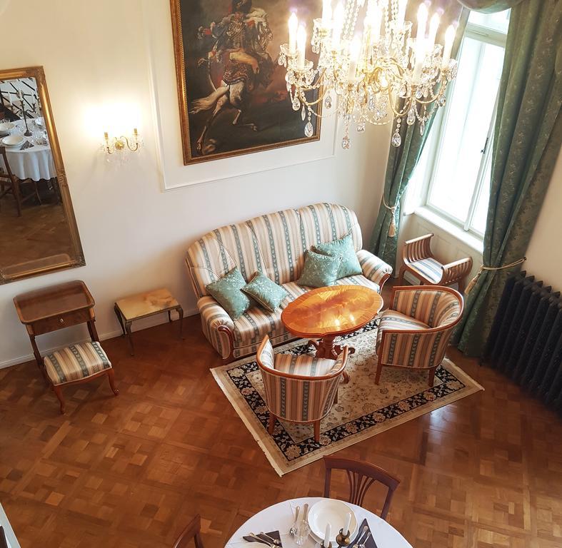 Charles Apartment ปราก ภายนอก รูปภาพ